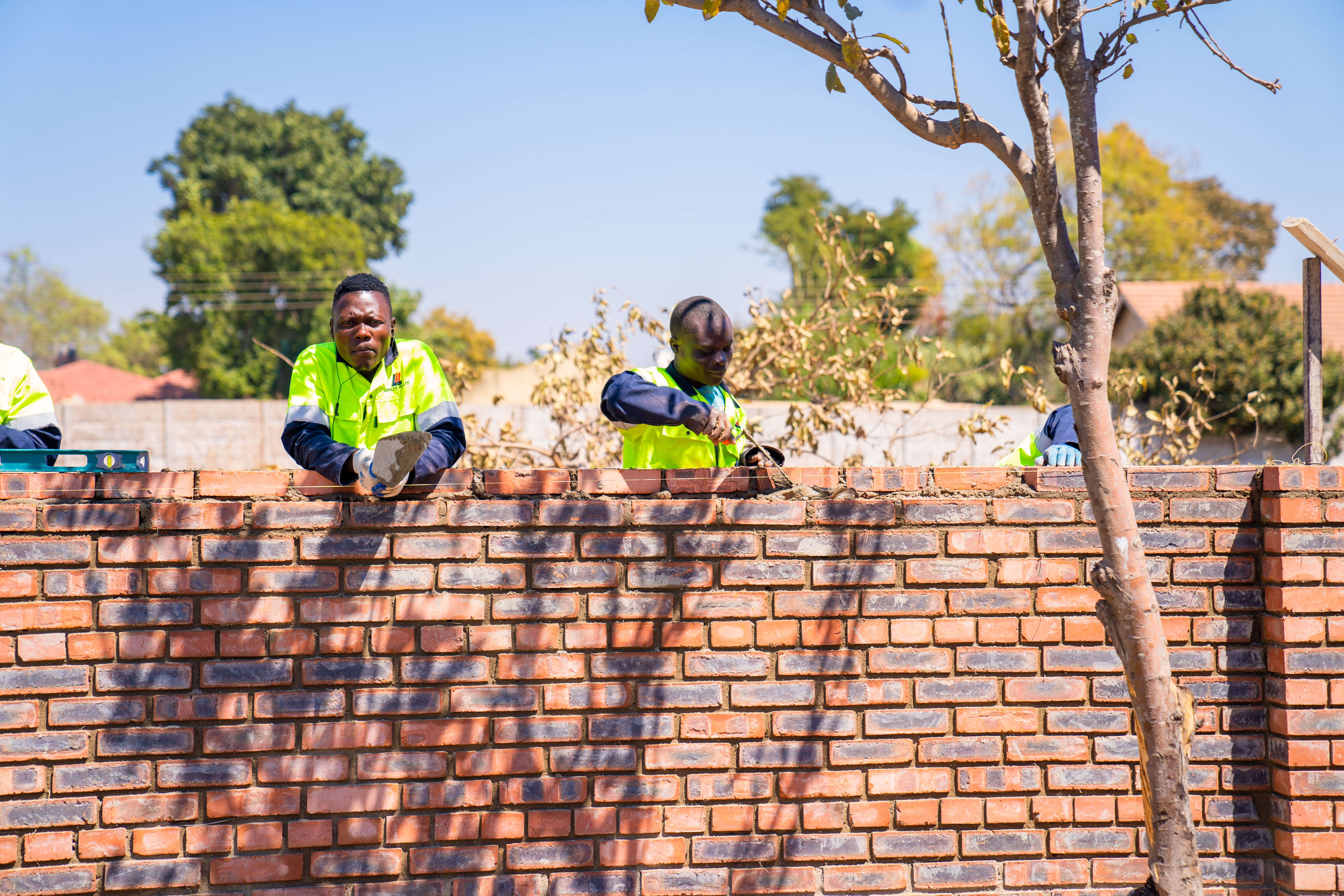 Leenfields crew on site